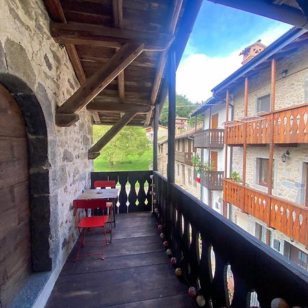 Casa Vacanze Di Arlecchino San Giovanni Bianco Eksteriør bilde